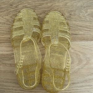 Unbranded gold/yellow sparkly jelly shoes